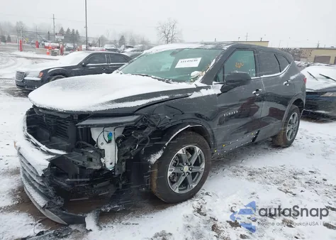 2025 Chevrolet Blazer Fwd 2Lt z USA, uszkodzony, nr VIN 3GNKBCR43SS201890